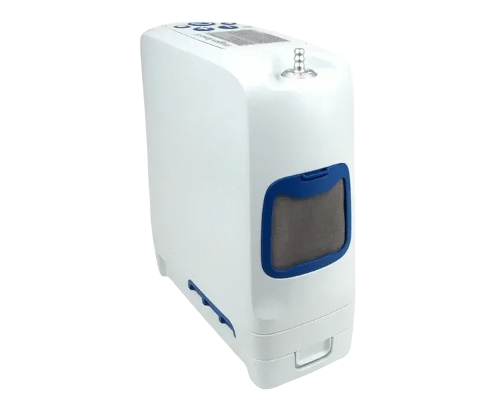 Inogen Rove 6 mobiler Sauerstoffkonzentrator – Mobiler weiß-blauer Sauerstoffkonzentrator mit Filterfenster und Sauerstoffanschluss an der Oberseite