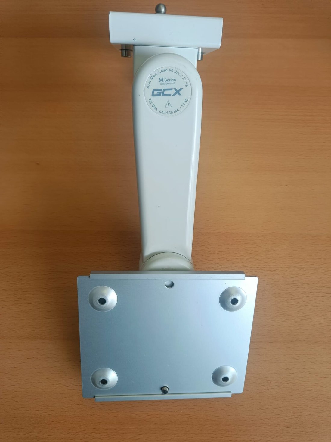 GCX M-Series Monitor-Schwenkarm zur Wandmontage (gebraucht) – Bild 2