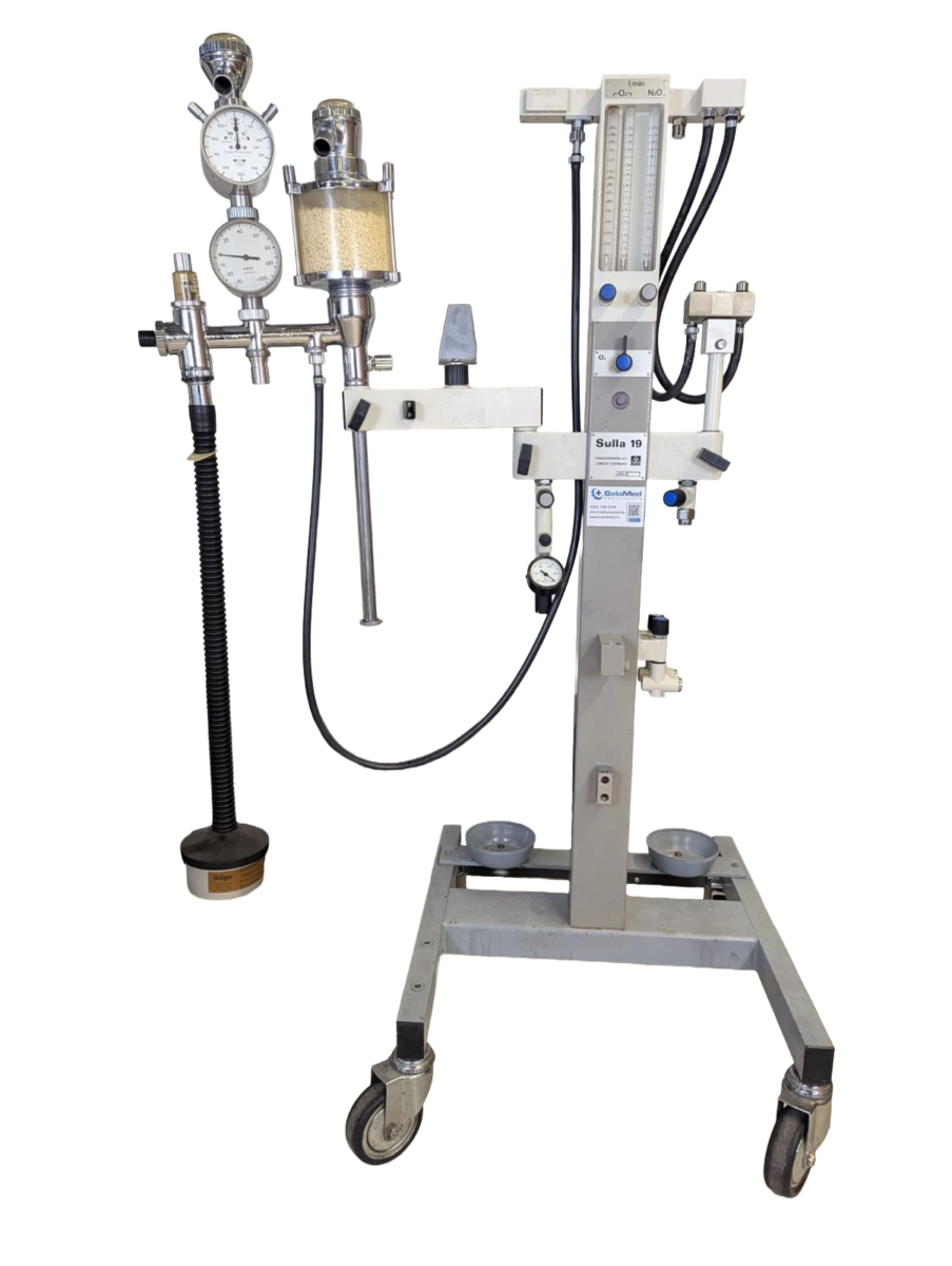 Dräger Sulla 19 Inhalationsnarkosegerät – Frontansicht mit Absorber, Manometer und Volumeter